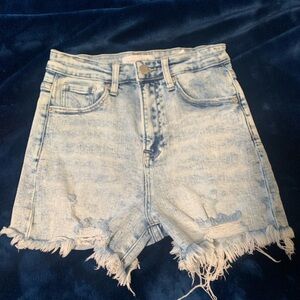 Woman’s small Jean shorts